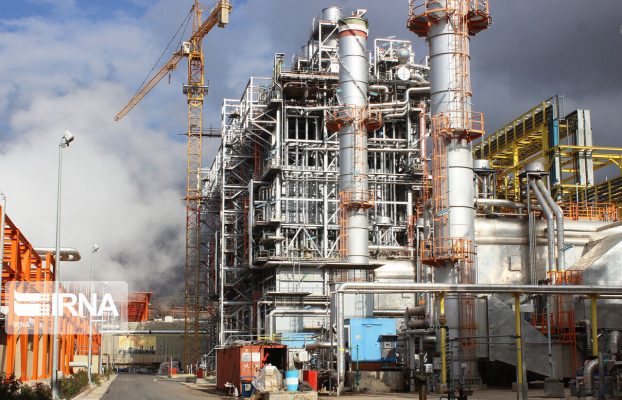 ۶۵ درصد درآمد هدفمند کشور از صنعت پتروشیمی است