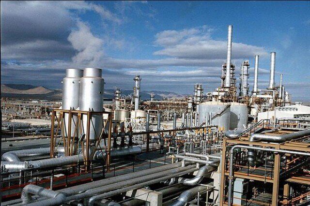 بستر احداث مجتمع پتروشیمی اردبیل فراهم شد